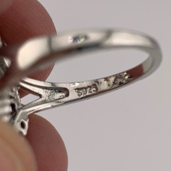 SAPPHIRE BLUE Faceted GLASS & CZ 925 SILVER COCKTAIL RING Prong Set SIZE 8.75 - Picture 5 of 11